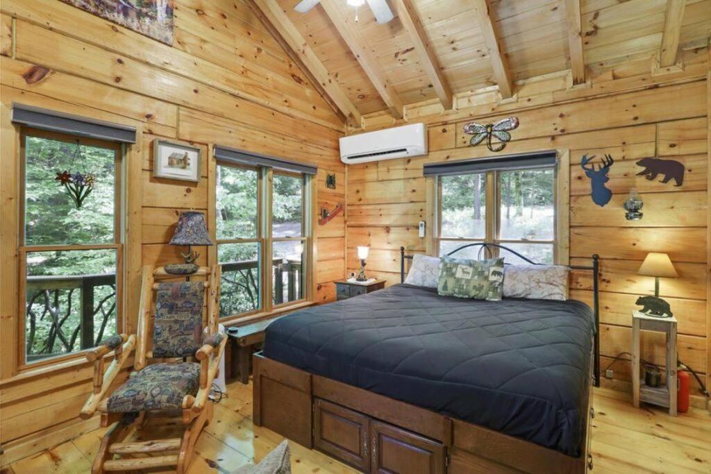 Open Studio Lodge At Little Rock Creek Cherry Log Bagian luar foto